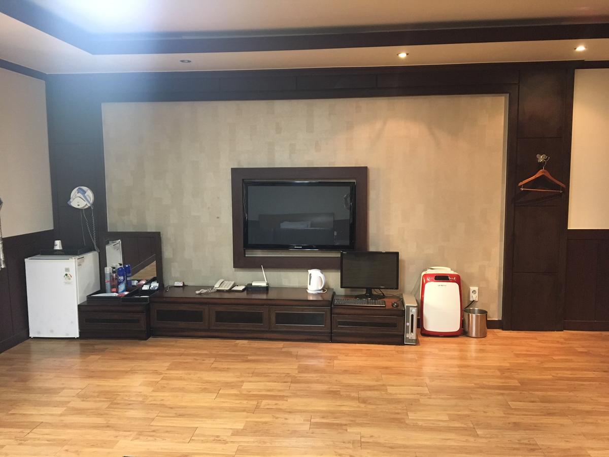 Nobless Hotel Gwangju Metropolitan City Eksteriør billede