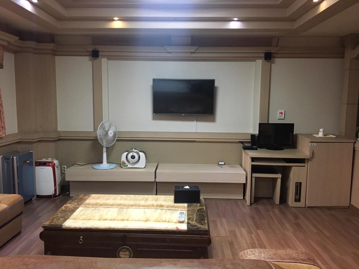 Nobless Hotel Gwangju Metropolitan City Eksteriør billede